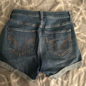 Hollister shorts womens